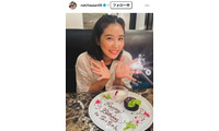 R-指定の美人妻「お熱のためべったり」な子どもを抱っこする姿「ぐったりしてて胸が痛い」「早くお熱下がりますように」と心配の声 画像