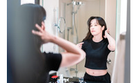 夏に大量出没！40代が「オバサンぽく見える」夏の危険ヘアアレンジ 画像