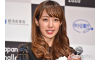 3児の母・川崎希「sisterのおさがりなの」パンケーキTシャツ姿の次女の寝顔公開「まつげが長くてびっくり」「癒される」と反響 画像