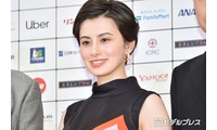 ホラン千秋、具大きめの本格手作りカレー披露「スパイスたくさんでお店みたい」「お野菜がゴロゴロ入ってて食べ応えありそう」の声 画像