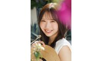 日向坂46藤嶌果歩「願いがかなった」純白ワンピでフレッシュ笑顔 1st写真集先行カット第14弾解禁【果実の歩幅】 画像