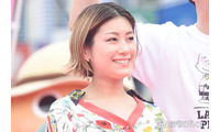 2拠点生活のIMALU、島でとれたフルーツ合わせた焼酎アレンジ披露「新鮮で美味しそう」「組み合わせが最高」の声 画像