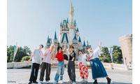 Mrs. GREEN APPLE「テレビ×ミセス」東京ディズニーリゾートでコラボイベント＆びしょ濡れアトラクション満喫 これからの夢語る貴重トークも 画像