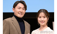 西武ライオンズ・源田壮亮選手「妻に感謝」元乃木坂46衛藤美彩の第3子出産を報告「家族のためにもより一層頑張っていきます」 画像