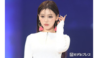 せいせい、胸元開いたスパイダーマン風ボディスーツ姿披露「セクシー」「プロポーション神」と反響 画像
