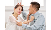 不倫した側から離婚請求できる？浮気されたのに離婚できない？裁判所で理由として認められる「意外なルール」 画像