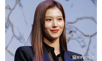 TWICEサナ、ショーパンからスラリ美脚「全身バランス神」「脚長すぎる」の声 画像