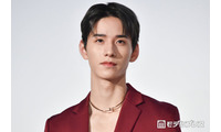 JO1佐藤景瑚、肉体美際立つタンクトップ姿「努力の賜物ですね」「二の腕の太さがすごい」 画像