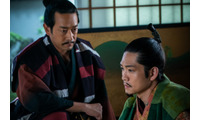 徳川家康（松下洸平）の壮絶な過去が明らかに。「奪われないために、奪う側になりたい」――傷ついた心は鬼を生むか、優しさを育むのか【NHK大河『豊臣兄弟！』34話】 画像