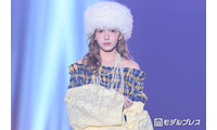 FRUITS ZIPPER早瀬ノエル、トップバッターで「IDOL RUNWAY」開幕 肩出し衣装で美デコルテ披露 画像