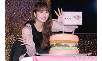 ももクロ佐々木彩夏、写真集で“約2万キロカロリー”の爆食「食べすぎですね、完全に（笑）」【ぺろり】 画像