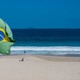 ブラジルの女性は水着でもこんなにリフティングがうまい 画像