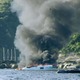 三浦市沖で船炎上 画像