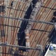 京成高砂駅で回送電車が脱線 画像