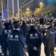 中国、デモ封じ込め参加者連行 画像