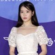 IU、“約25cm以上カット”ミディアムボブに大胆イメチェン「美しさ増した」「見惚れる」と絶賛の声続々 画像