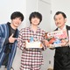 田中圭、林遣都に「おっさんずラブ」特製バースデーケーキのサプライズ 吉田鋼太郎と祝福 画像