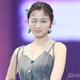 岡崎紗絵、色白素肌にドキッ 美デコルテ際立つビスチェコーデで登場【札幌コレクション2024SS】 画像