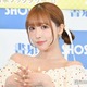 三上悠亜、ランジェリー姿で美谷間＆美ヒップ披露「可愛すぎる」「天使」の声 画像