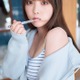 乃木坂46与田祐希、美バストのぞく部屋着姿披露 歯磨きショットがキュート 画像
