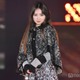 新ガールズグループMADEIN・MiU「ガルアワ」初ランウェイ ミニ丈で美脚スラリ【GirlsAward 2024AW】 画像