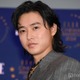 山崎賢人、受賞に感慨「キングダムは自分の人生と一緒に歩んできた作品」【ELLE CINEMA AWARDS 2024】 画像
