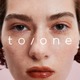 to/one、ボリューム感・ツヤ・血色感を叶えるリップグロス＆どんな気分にも寄り添ってくれるアイシャドウ3色が新発売 画像