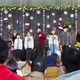 「レコ大」大賞のミセス、子どもたちと「ケセラセラ」熱唱し涙 小学校にサプライズ訪問 画像