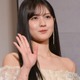 乃木坂46中村麗乃、オフショル×ミニ丈で美スタイル際立つ純白コーデ「妖精みたい」「ビジュ爆発」とファン悶絶 画像