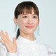 綾瀬はるか、M!LK佐野勇斗の人柄絶賛  制作統括は裏話明かす「さすが現役のアイドル」【ひとりでしにたい】 画像