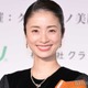 上戸彩、美太もも全開コーデに反響「脚長すぎ」「ラインが綺麗」 画像