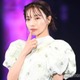 村瀬紗英、素肌輝くキャミワンピ姿「透明感すごい」「涼しげで美しい」の声 画像