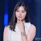 新川優愛、透け素材で美スタイル披露「上品で素敵」「美しすぎる」と反響 画像