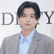 白洲迅、オフ感あふれる寝癖の笑顔SHOTに「これは可愛い」「そんな姿が大好き」の声 画像