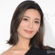 島袋聖南、子連れでセブ島へ 美ボディ際立つビキニ姿に「女神」「スタイル良すぎ」の声 画像