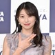 モー娘。牧野真莉愛、ドレス姿で美肌輝くショット公開「美しすぎる」「透明感すごい」と反響 画像