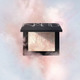 NARS、「ライトリフレクティング プリズマティックパウダー」新シェードが数量限定で登場！ 画像