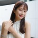 沖田愛加、チューブトップで美デコルテ披露「可愛すぎる」「スタイル良い」の声 画像
