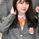 “可愛すぎる新喜劇女優”小寺真理、美脚際立つ制服風ミニスカ姿「際どい」「貴重ショット」の声 画像