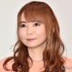 双子妊娠中の中川翔子、スイカと並んだふっくらお腹披露 体重増加への不安も吐露「合計20いくんじゃないか」 画像