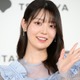 元乃木坂46阪口珠美、韓国旅行で美脚披露 膝上タイトワンピ姿に「スタイル抜群」「似合ってる」の声 画像