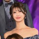 ABEMA瀧山あかねアナ、美バスト際立つプールショット披露「スタイル抜群」「美しすぎ」 画像