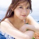 「ゴジュウジャー」出演で話題・まるぴ、美谷間くっきりビキニ姿「ヤンマガ」表紙登場 画像