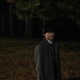 なにわ男子・長尾謙杜、物語の鍵握る若手社員を怪演 新場面写真解禁「今この作品が日本で描かれることの大切さを感じました」【俺ではない炎上】 画像