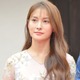 KARAギュリ、ビーチでの水着ショット公開「女神のよう」「美しすぎる」と反響 画像