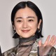 安達祐実、金髪・青髪・カラーメイクで雰囲気ガラリ「別人級」「お人形さんみたい」と反響 画像