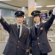 INI後藤威尊＆佐野雄大、1日駅長に就任 コラボ車両“マジラピ号”に興奮「背筋が伸びていた気がします」 画像