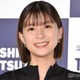 芳根京子、ミニスカから美脚スラリ「珍しくて新鮮」「ギャップにやられる」と反響続々 画像