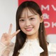 元日向坂46濱岸ひより、肩出しミニ丈ニット姿の散歩ショット話題「彼女感すごい」「映画のワンシーンみたい」 画像