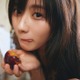 乃木坂46川崎桜、“あざとカワイイ”果物にかぶりつく姿披露 1st写真集先行カット第10弾解禁【エチュード】 画像